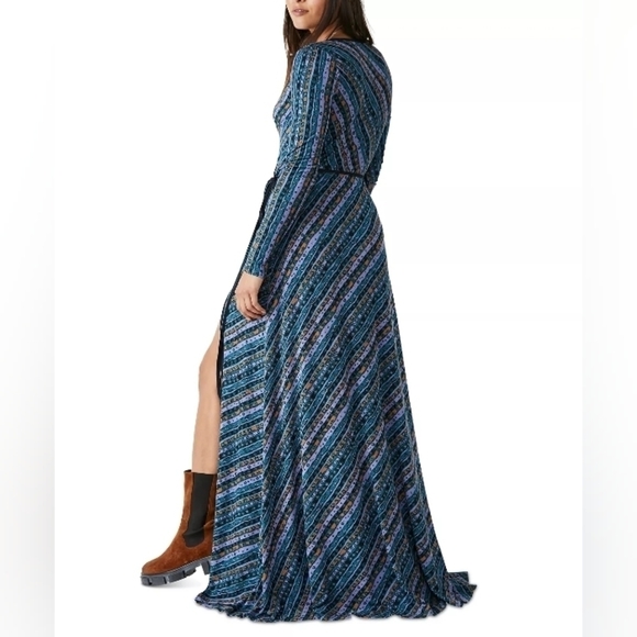 NWT Free People phoebe printed jersey maxi wrap dress in multi $168 - Picture 3 of 6
